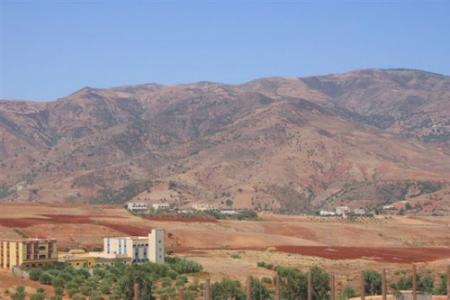 tamsamane et se terre  rouge.